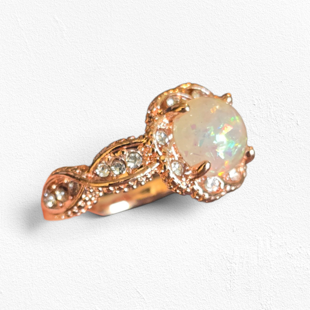 Boutique Synthetic Opal CZ Twist Band Rose Gold Tone Ring Size 6 NIB